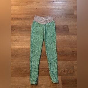 CLS Leggings — Small